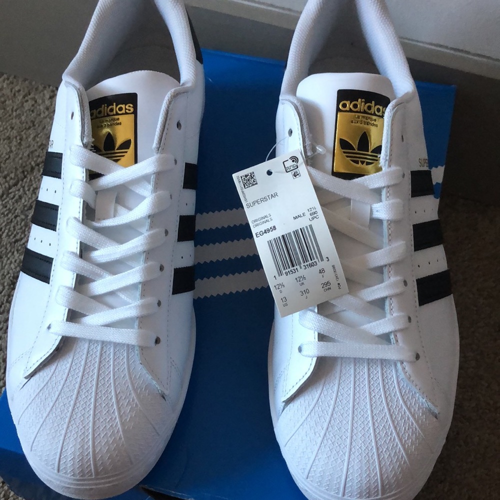 NWT - Adidas Superstar Men’s Sneakers